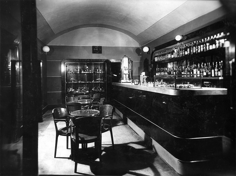 Interno Bar Asturi Crotone